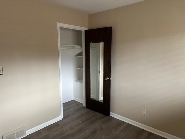 18547 Hillcrest Street, Livonia City, MI 48152