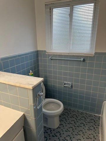 18547 Hillcrest Street, Livonia City, MI 48152