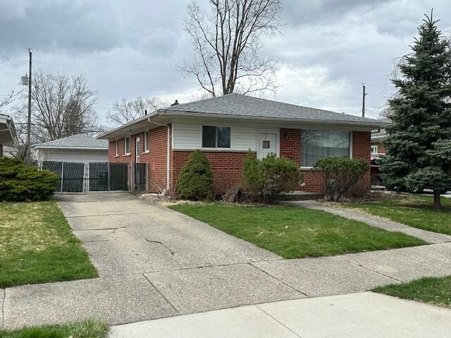 18547 Hillcrest Street, Livonia City, MI 48152