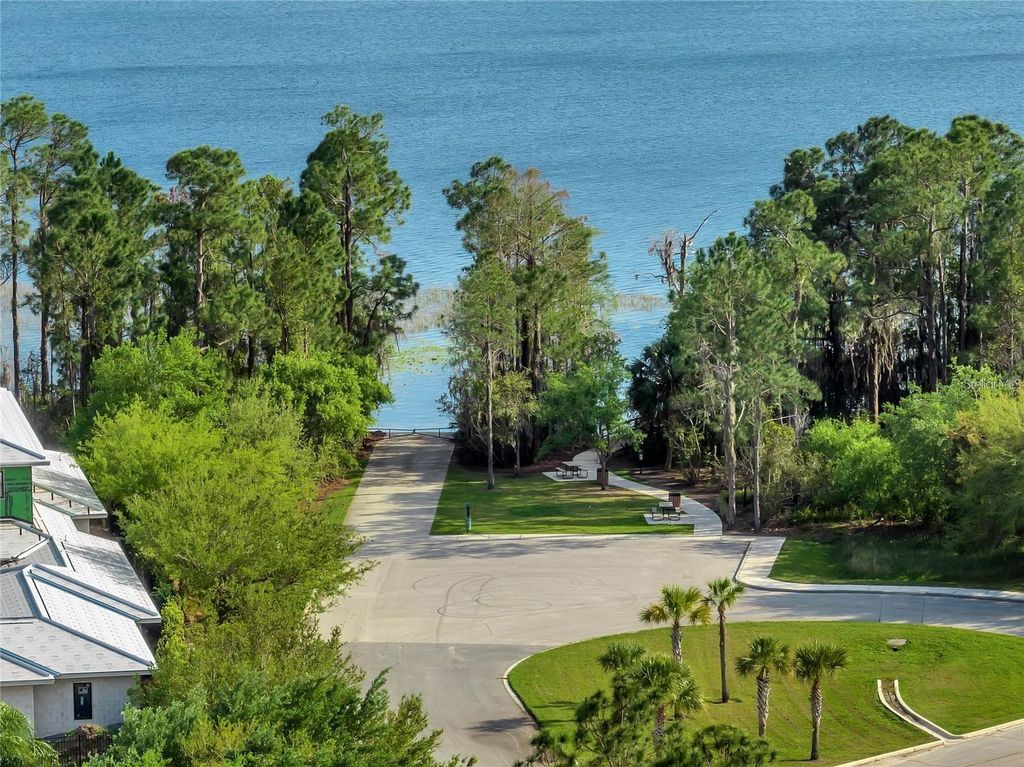 Image 55 of property listing at 10400 WOODWARD WINDS DRIVE, Orlando, FL 32827