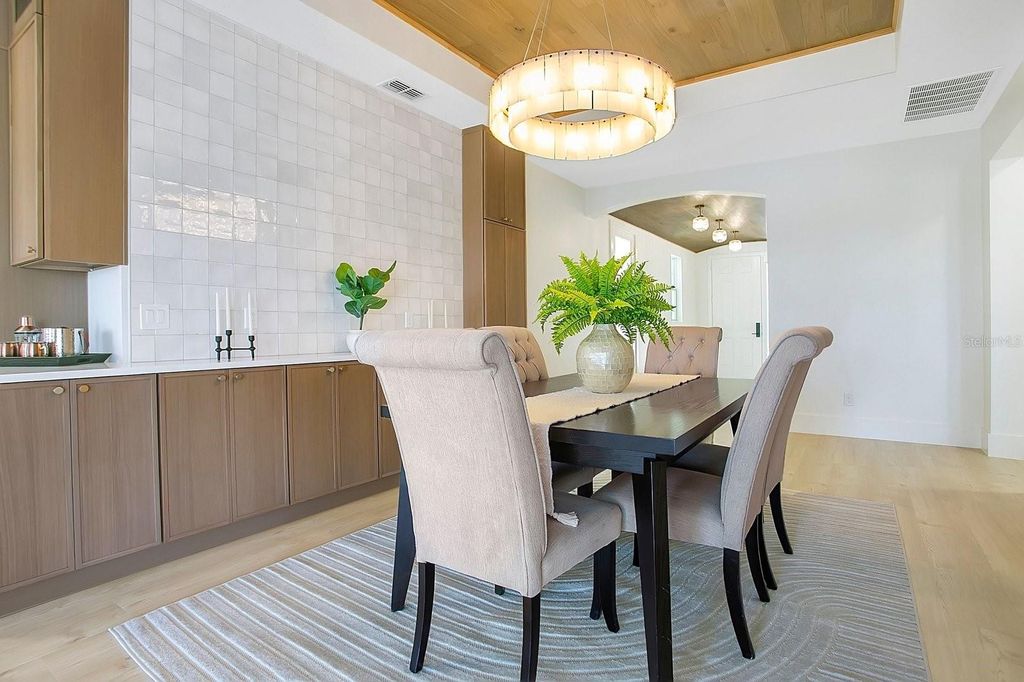 Image 7 of property listing at 10400 WOODWARD WINDS DRIVE, Orlando, FL 32827