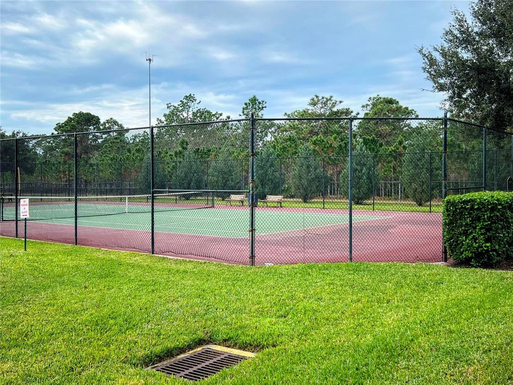 Image 61 of property listing at 10400 WOODWARD WINDS DRIVE, Orlando, FL 32827