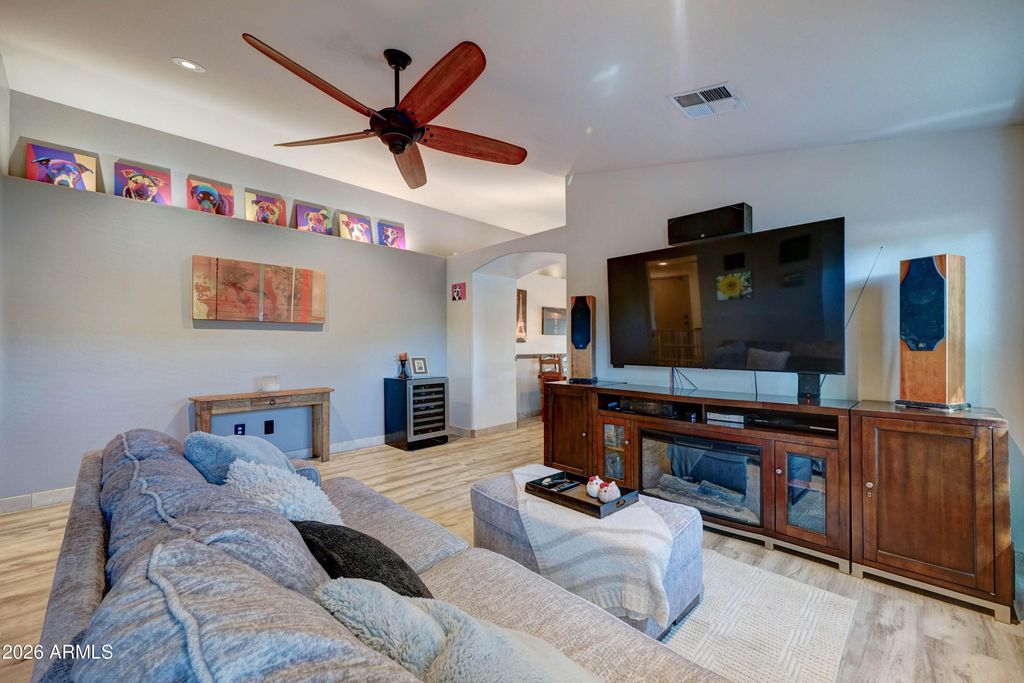 2530 W CARSON Road, Phoenix, AZ 85041 — photo 4