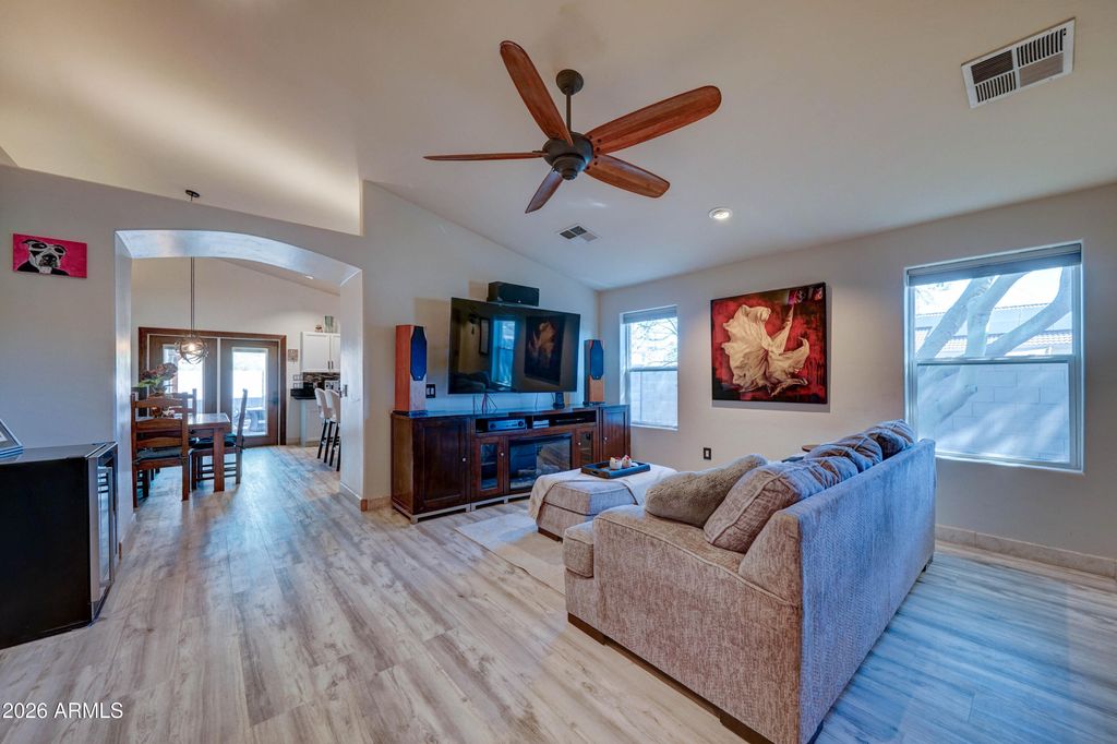 2530 W CARSON Road, Phoenix, AZ 85041 — photo 5