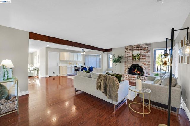 2376 Broadmoor St, Livermore, CA 94551