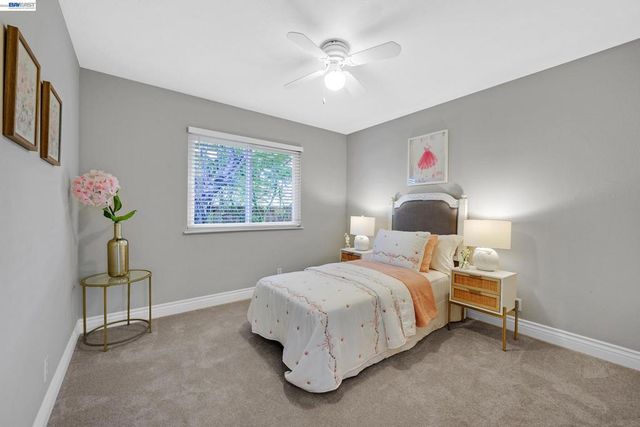 2376 Broadmoor St, Livermore, CA 94551