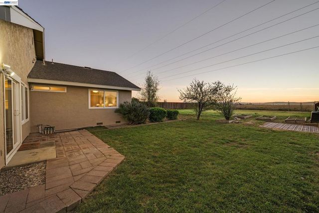 2376 Broadmoor St, Livermore, CA 94551