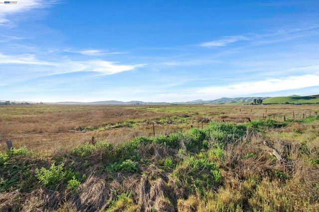 2376 Broadmoor St, Livermore, CA 94551