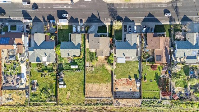 2376 Broadmoor St, Livermore, CA 94551