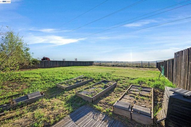 2376 Broadmoor St, Livermore, CA 94551