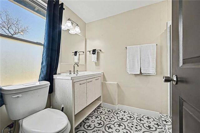 601 Kaw Drive, Edwardsville, KS 66111