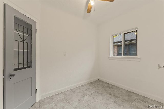 17614 Roselawn Street, Detroit, MI 48221