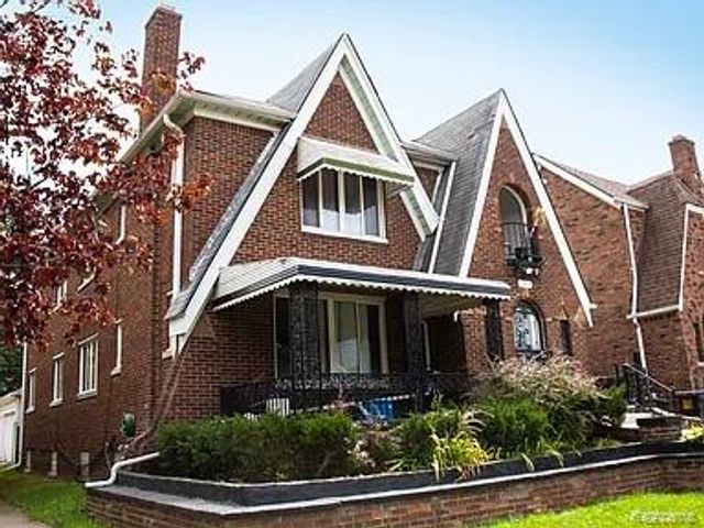 17614 Roselawn Street, Detroit, MI 48221