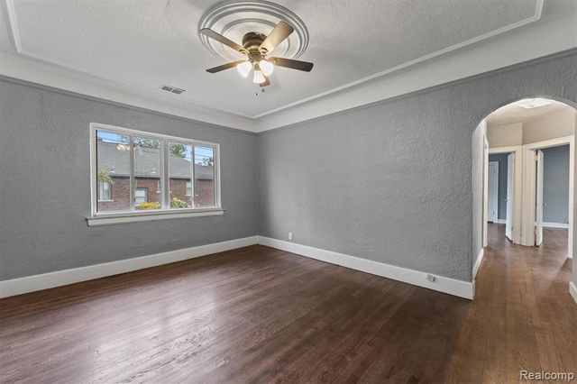 17614 Roselawn Street, Detroit, MI 48221