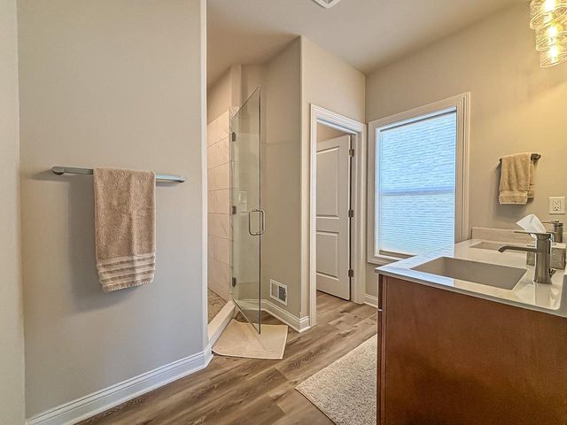 762 Brockway DRIVE, Mukwonago, WI 53149