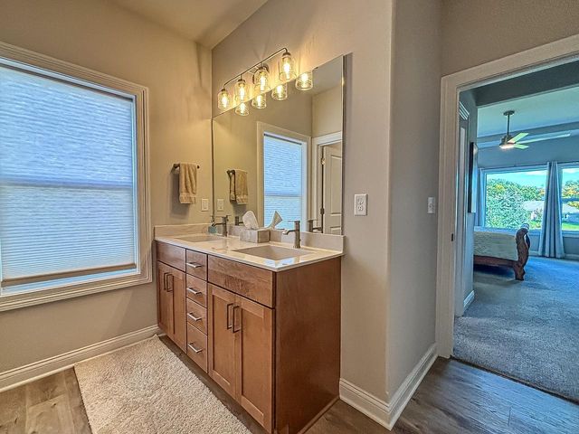 762 Brockway DRIVE, Mukwonago, WI 53149