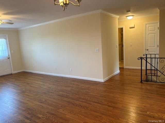 11 Harbour Lane 1B, Oyster Bay, NY 11771