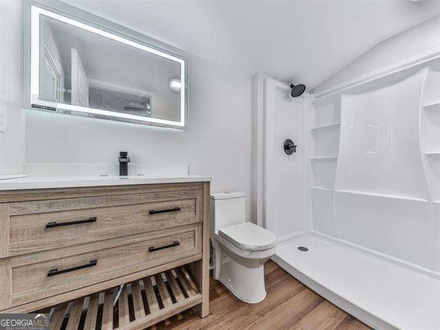 6 Hillside Avenue SE, Lindale, GA 30147