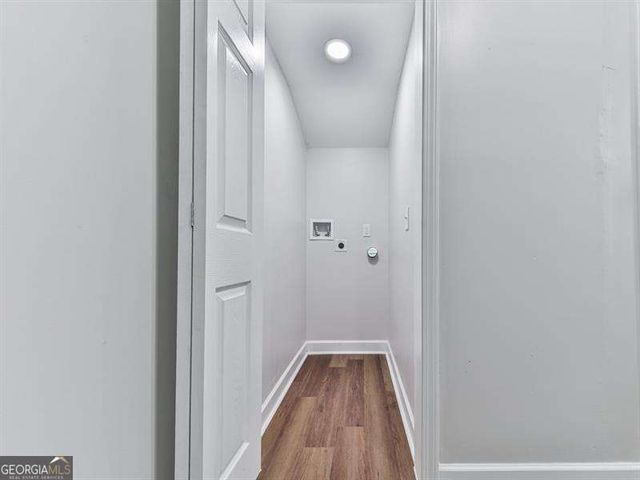 6 Hillside Avenue SE, Lindale, GA 30147