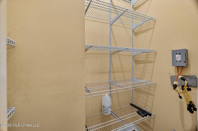 1108 Live Oak Avenue, Pascagoula, MS 39567
