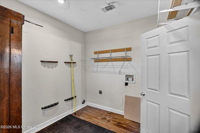 1108 Live Oak Avenue, Pascagoula, MS 39567