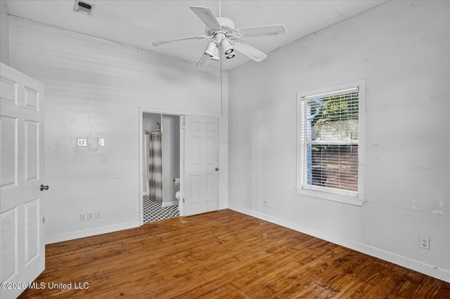 1108 Live Oak Avenue, Pascagoula, MS 39567