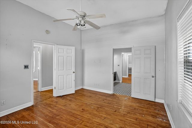 1108 Live Oak Avenue, Pascagoula, MS 39567