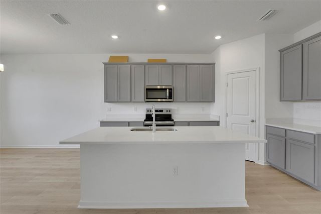 252 MEREDITH BOULEVARD, Winter Haven, FL 33881