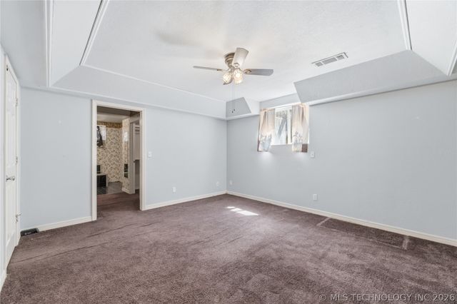 925 N Woodview Drive, Skiatook, OK 74070