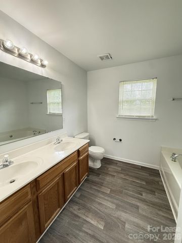 4417 Cades Cove Drive, Charlotte, NC 28273