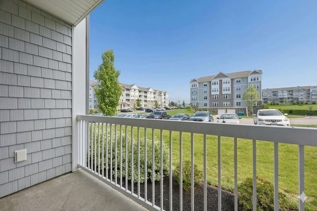 3103 Peters Farm Way 103, Westborough, MA 01581
