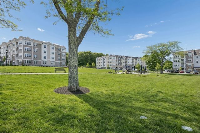 3103 Peters Farm Way 103, Westborough, MA 01581