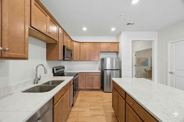 3103 Peters Farm Way 103, Westborough, MA 01581