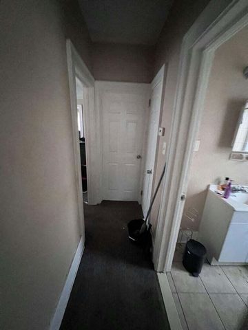 5565 Ridgewood Street, Detroit, MI 48204