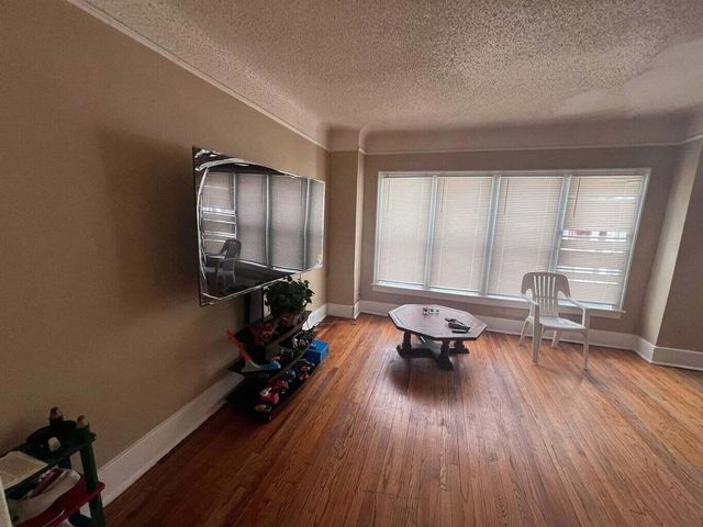 5565 Ridgewood Street, Detroit, MI 48204