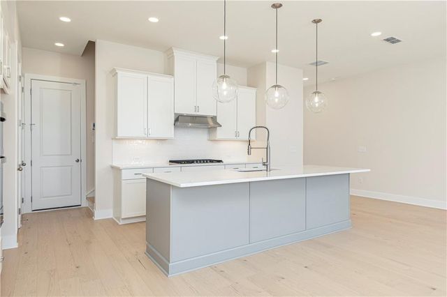 1981 Carver Lane NE 48, Marietta, GA 30066
