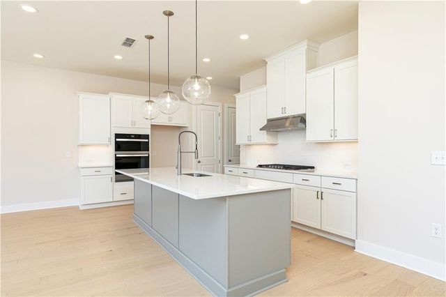 1981 Carver Lane NE 48, Marietta, GA 30066