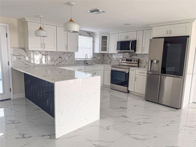 5626 MOOG ROAD, Holiday, FL 34690