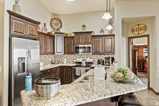 210 W TALON CT, Ivins, UT 84738