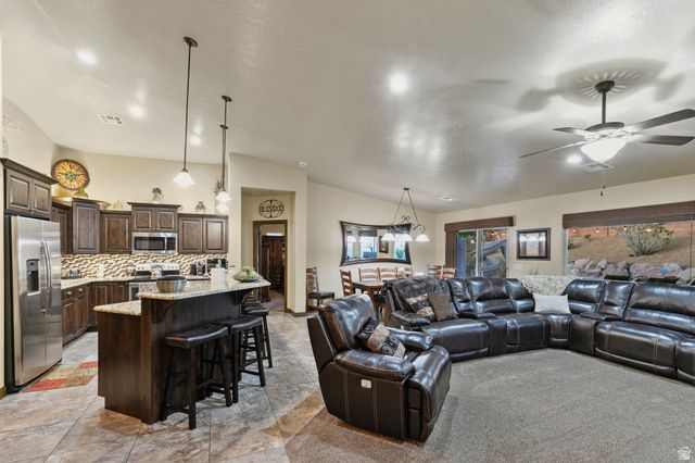 210 W TALON CT, Ivins, UT 84738