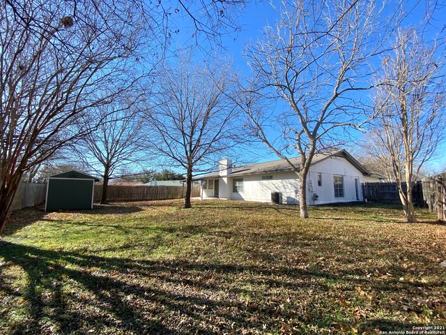 8426 Greenham, San Antonio, TX 78239