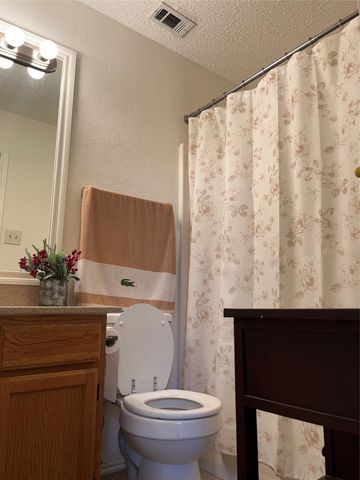 514 Amber Lane, Desoto, TX 75115