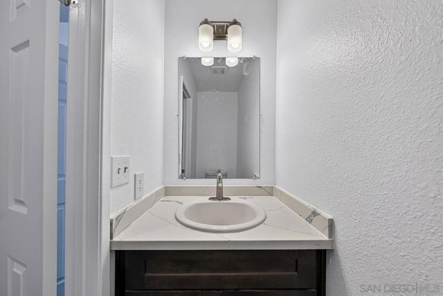 7125 Penara Court, San Diego, CA 92126