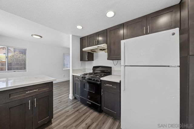 7125 Penara Court, San Diego, CA 92126