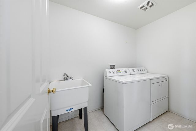 1326 226th Court SE, Sammamish, WA 98075