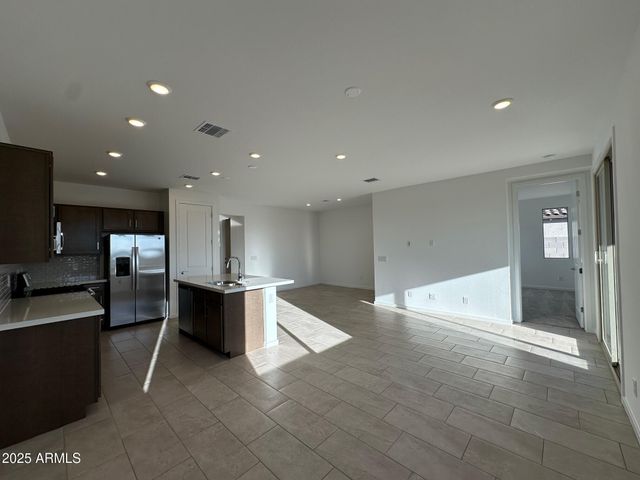 25158 N 156TH Lane, Surprise, AZ 85387