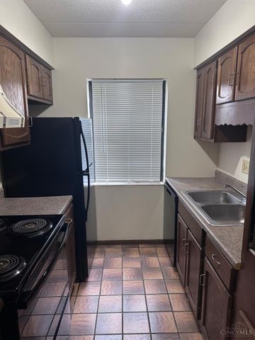 452 Grand Avenue, Cincinnati, OH 45205