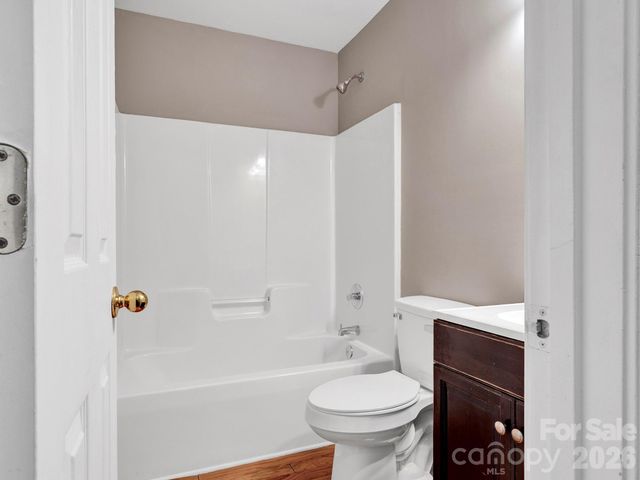 7216 Preakness Stakes Lane, Charlotte, NC 28215