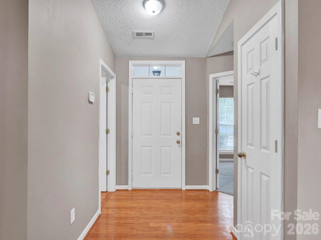 7216 Preakness Stakes Lane, Charlotte, NC 28215