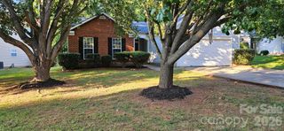 7216 Preakness Stakes Lane, Charlotte, NC 28215